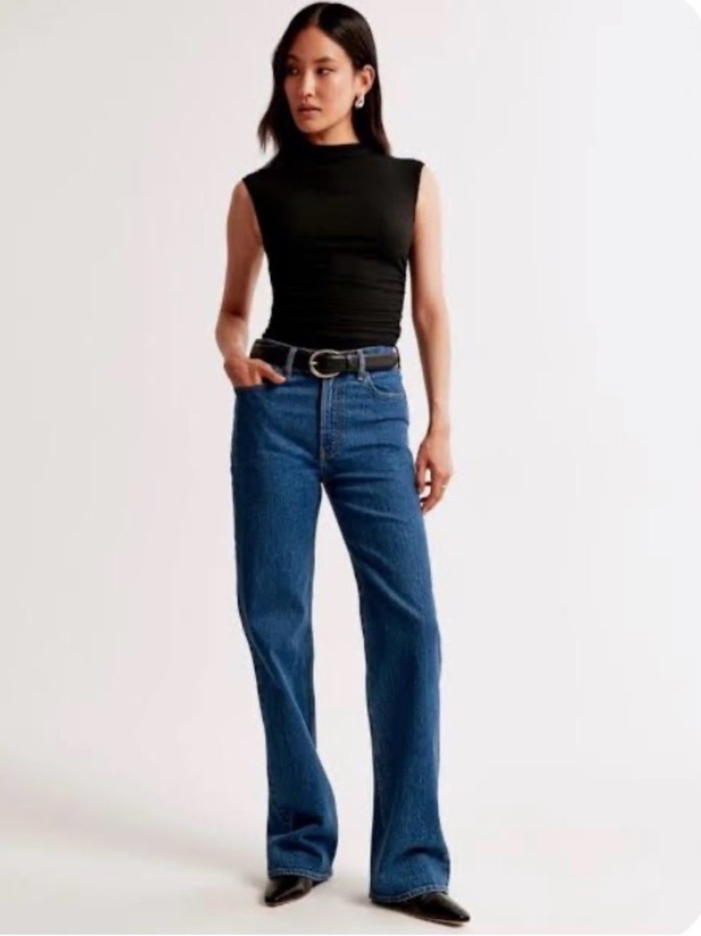 ABERCROMBIE & FITCH Women’s 90’s Relaxed High Rise Length Size 32 Long